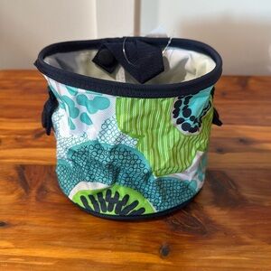 NWT Thirty-One Oh-Snap Bin in 078A Fabulous Floral